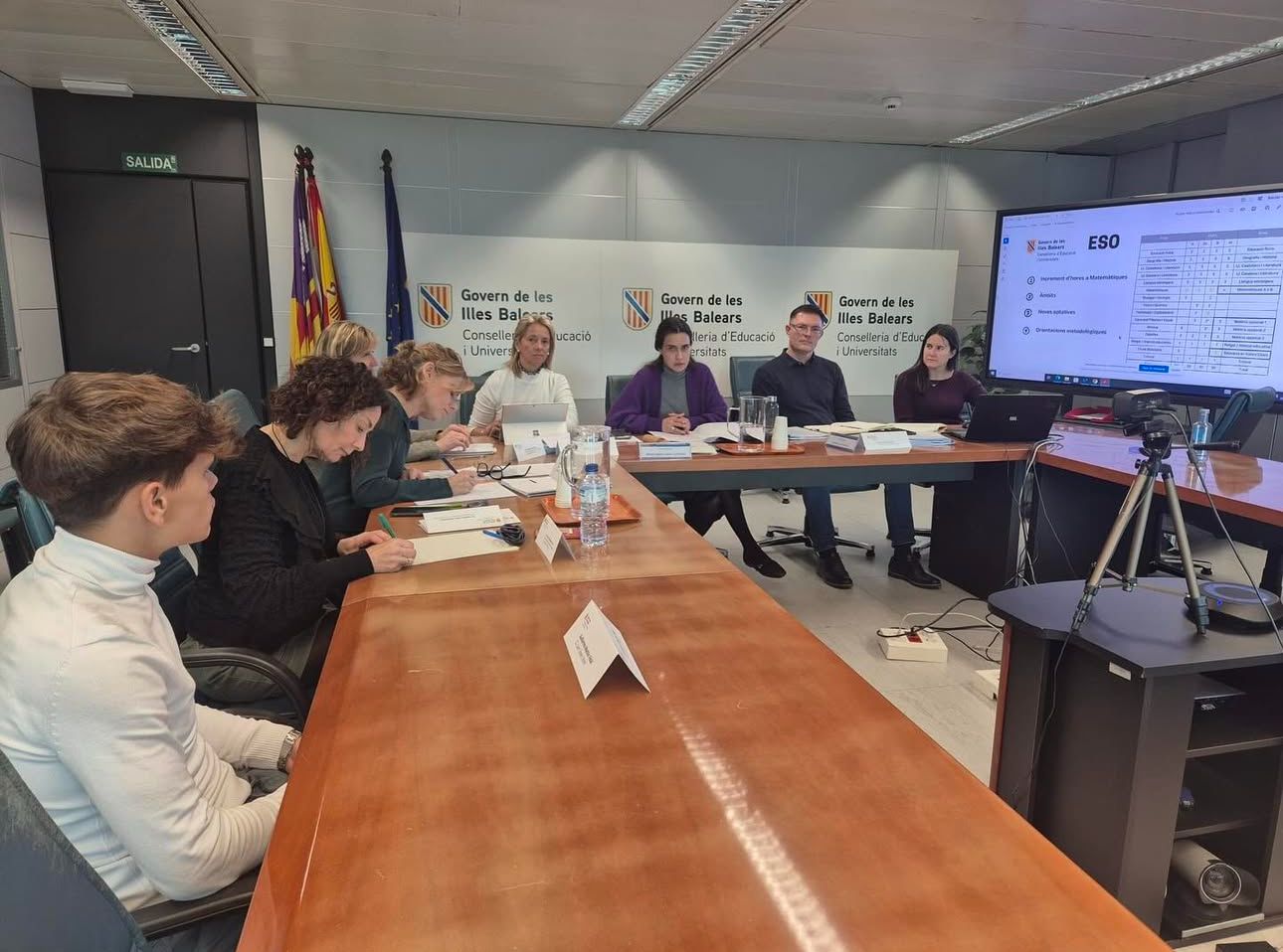 Mesa_alumnos_31_enero.jpeg